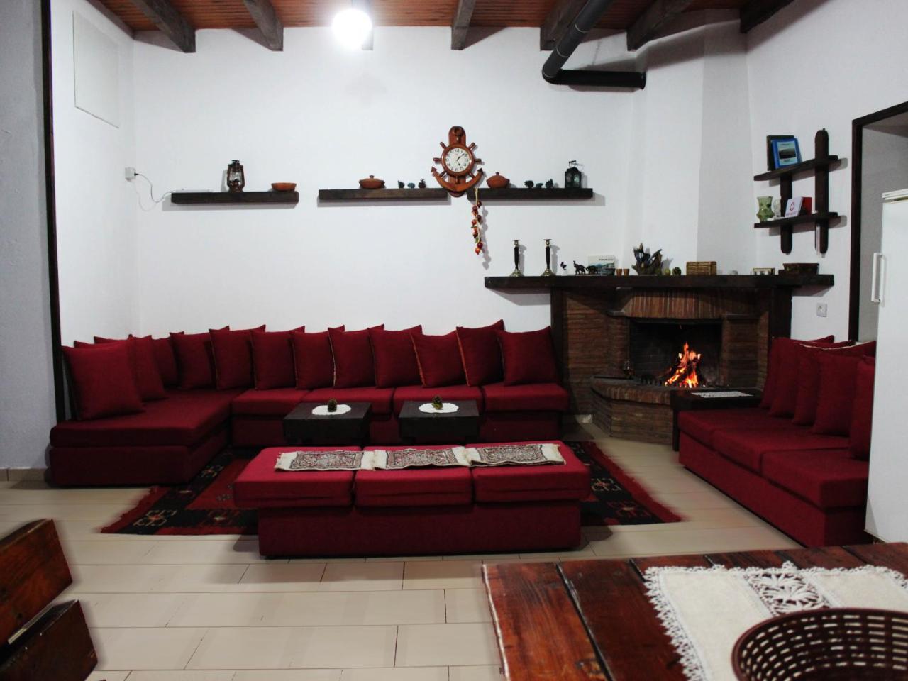 Villa, Relaxing-Beautiful Mountain View, Berat Exteriér fotografie